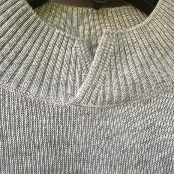 ADAY 60% Lyocell, 40% Merino Wool Sweater size S - Picture 2 of 7